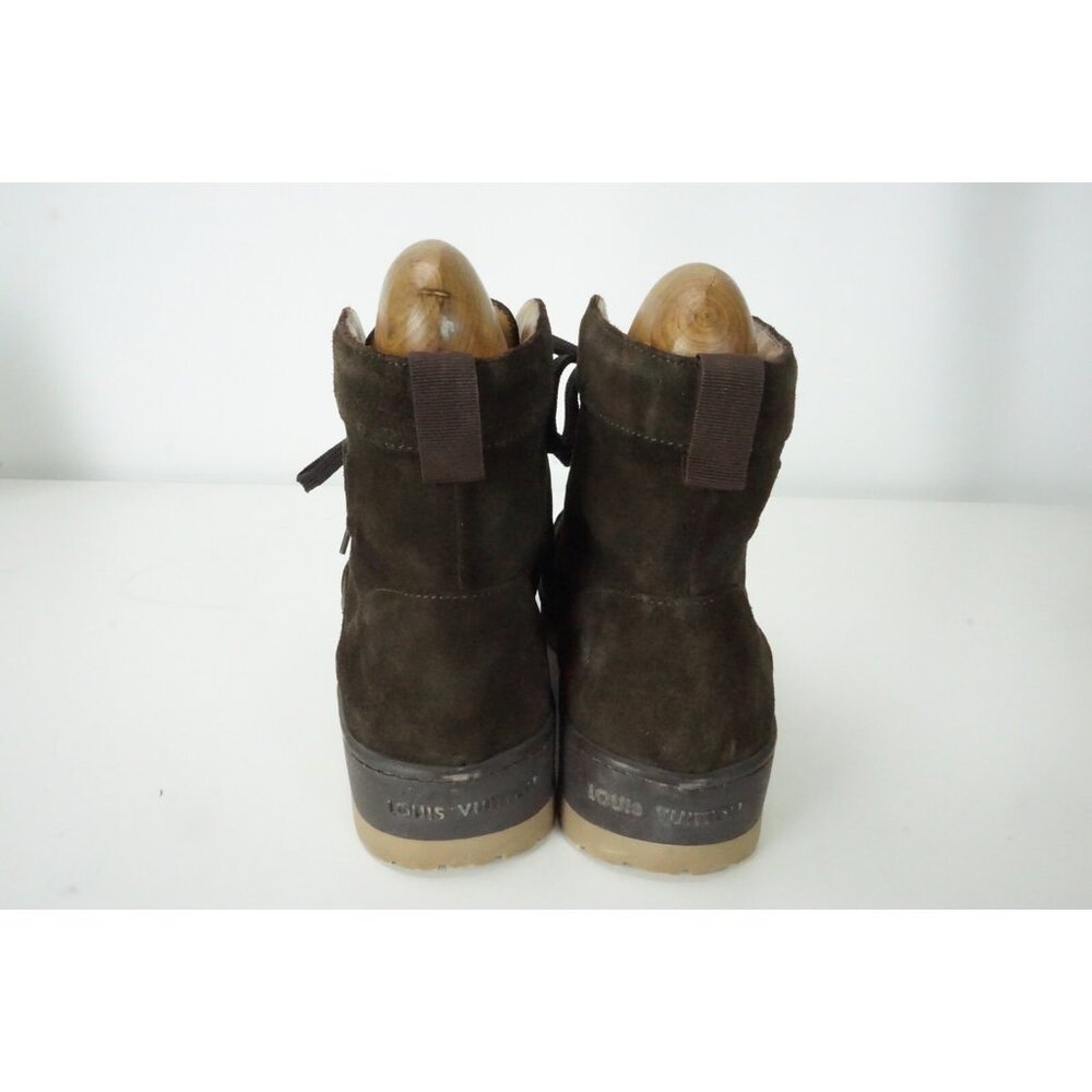 Louis Vuitton Suede Chocolate Brown Embossed Logo Mens Boots Sz 6 MAde in Italy - Picture 5 of 8